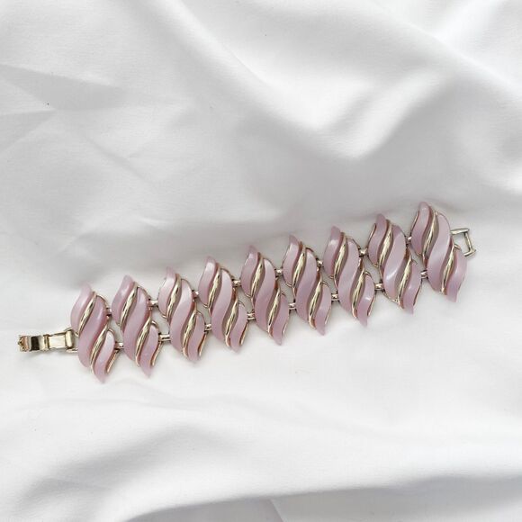 Vintage Rose Pink Gold Geometric Interlocking Chain Bracelet - Picture 3 of 5